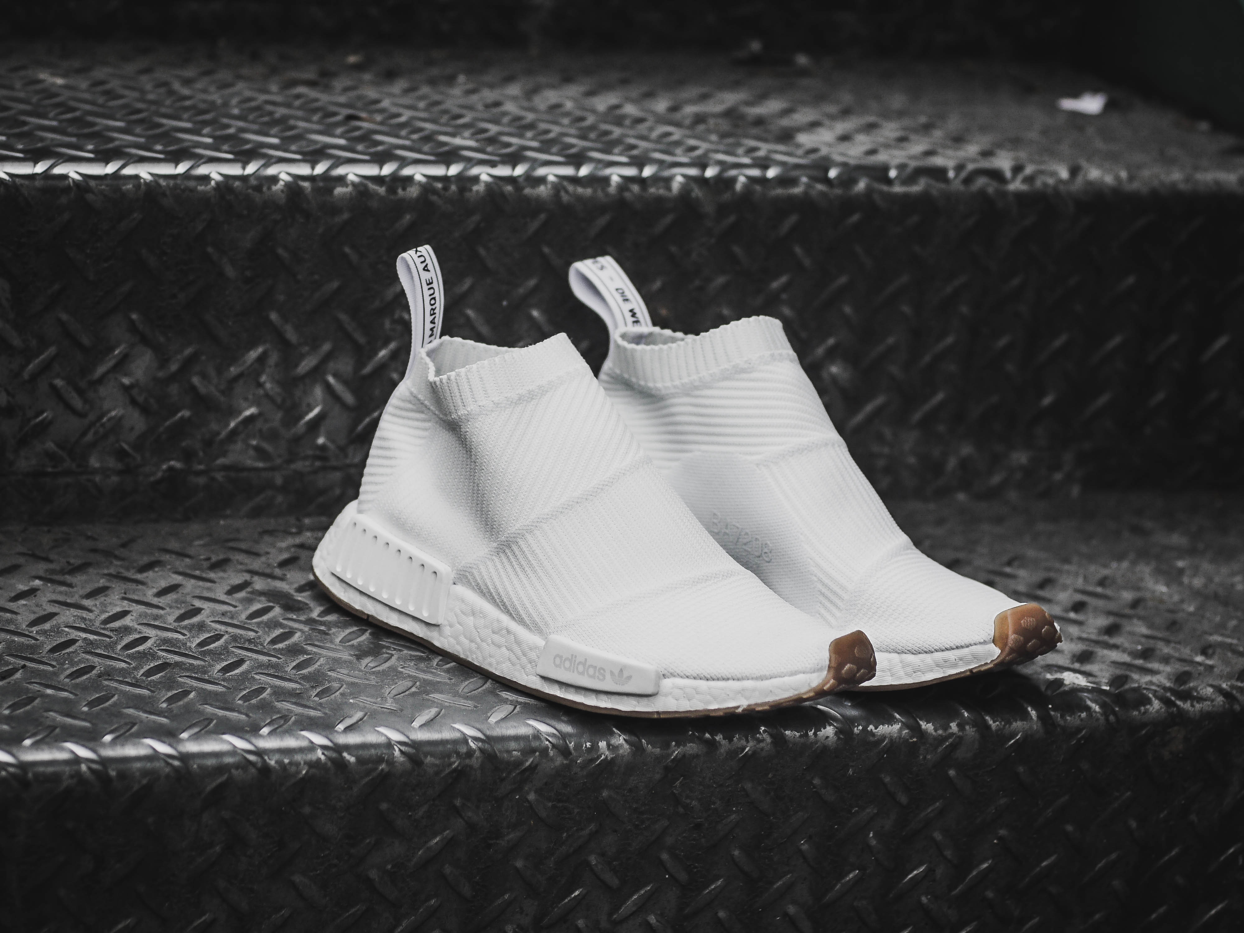 famlende dommer konkurs The adidas NMD City Sock 'Gum Pack' & The R2 Make a Pretty Couple